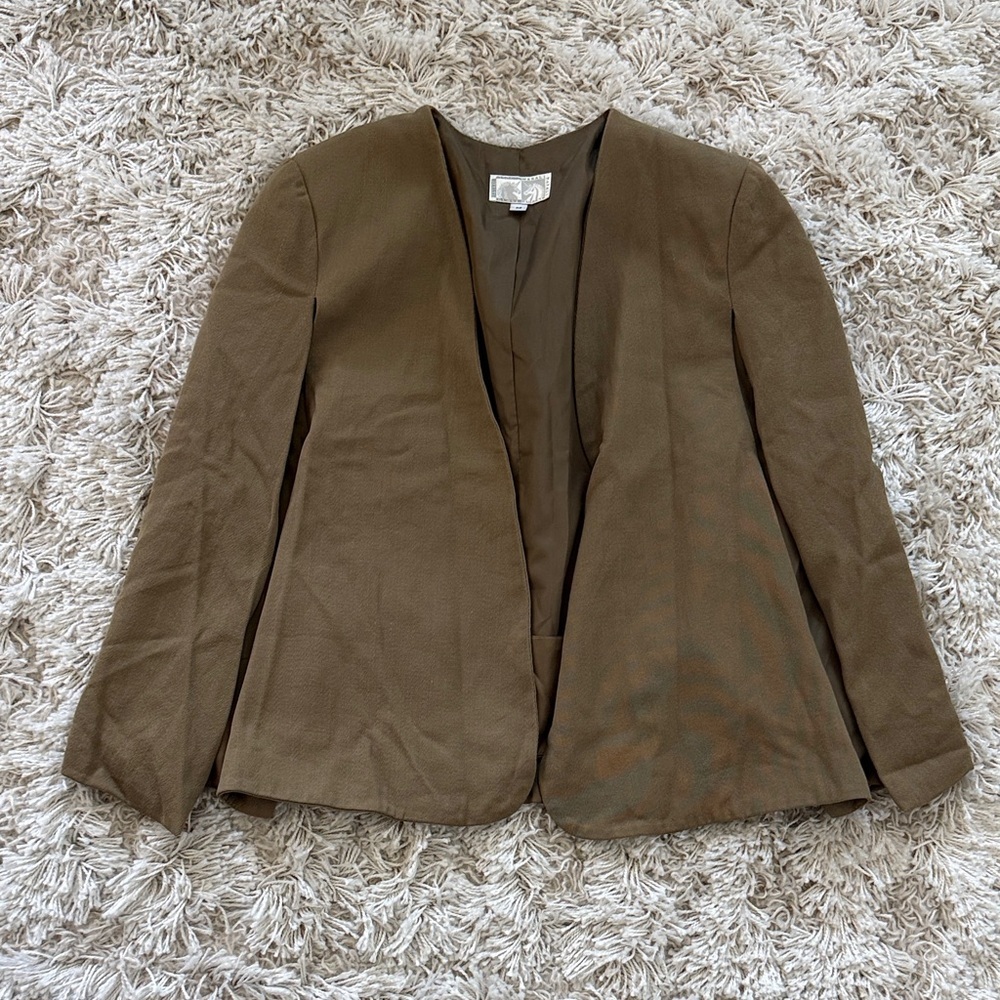 Alberto Makali Olive Cape